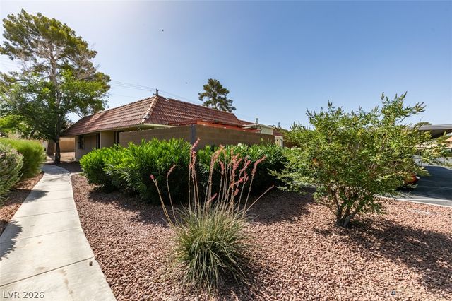 2556 Paradise Village Way, Las Vegas, NV 89120