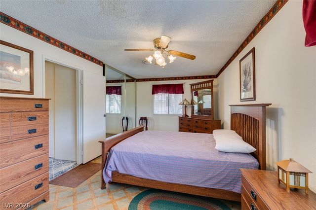 2556 Paradise Village Way, Las Vegas, NV 89120
