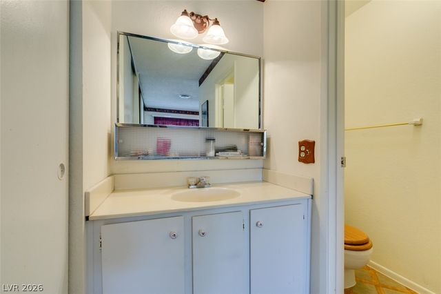 2556 Paradise Village Way, Las Vegas, NV 89120