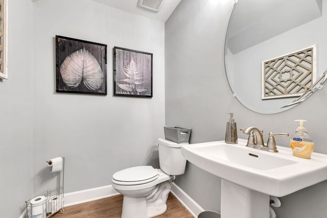 604 Maple Brook Lane, Mount Juliet, TN 37122