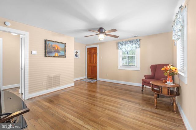 728 MARSHALL AVE, Colonial Beach, VA 22443