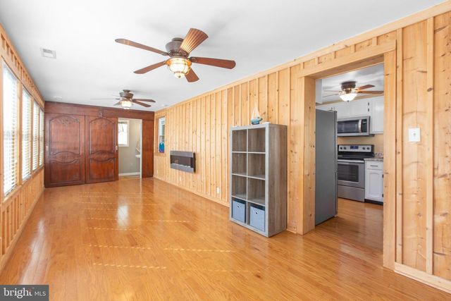 728 MARSHALL AVE, Colonial Beach, VA 22443