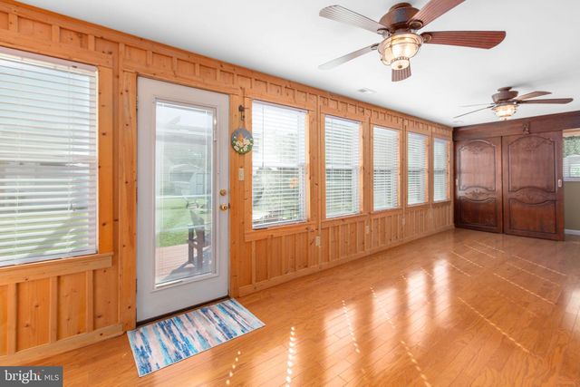 728 MARSHALL AVE, Colonial Beach, VA 22443