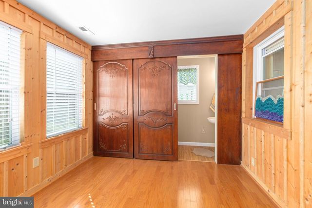 728 MARSHALL AVE, Colonial Beach, VA 22443