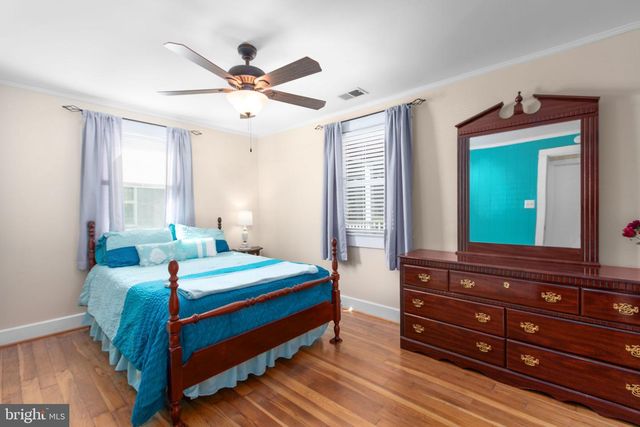 728 MARSHALL AVE, Colonial Beach, VA 22443