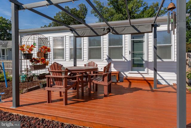 728 MARSHALL AVE, Colonial Beach, VA 22443