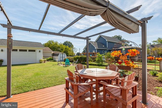 728 MARSHALL AVE, Colonial Beach, VA 22443
