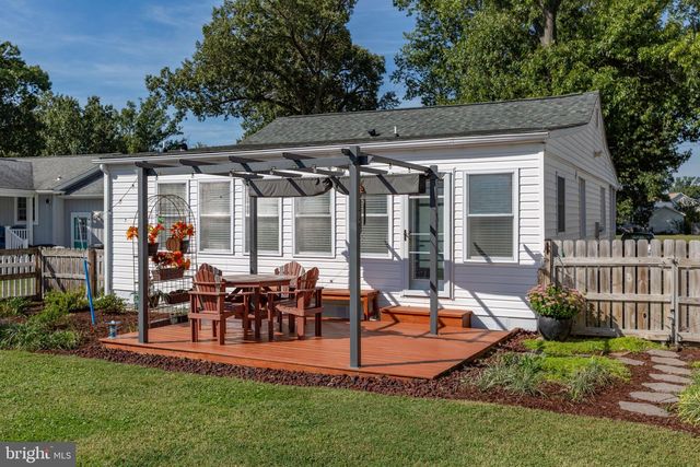 728 MARSHALL AVE, Colonial Beach, VA 22443