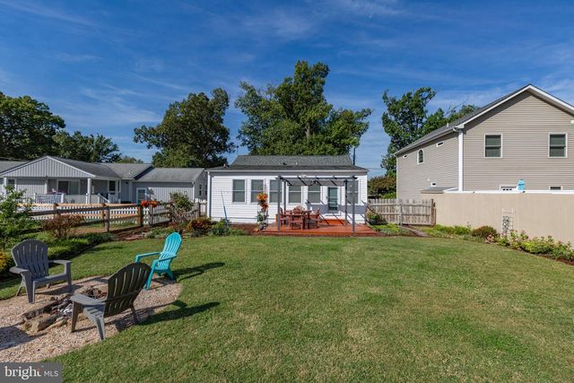 728 MARSHALL AVE, Colonial Beach, VA 22443
