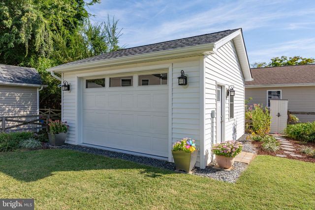728 MARSHALL AVE, Colonial Beach, VA 22443