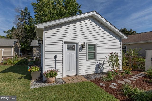 728 MARSHALL AVE, Colonial Beach, VA 22443