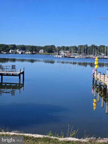 728 MARSHALL AVE, Colonial Beach, VA 22443