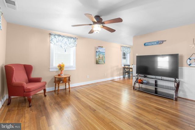 728 MARSHALL AVE, Colonial Beach, VA 22443