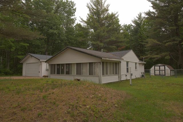 7798 Oak Road, Saint Helen, MI 48656