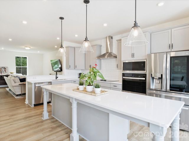 2405 Magnolia Blossom Way, Charlotte, NC 28211