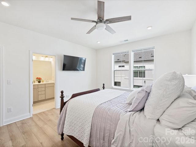 2405 Magnolia Blossom Way, Charlotte, NC 28211