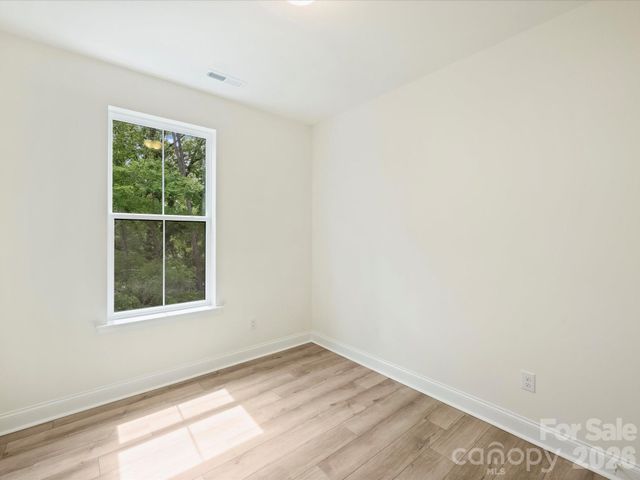 2405 Magnolia Blossom Way, Charlotte, NC 28211