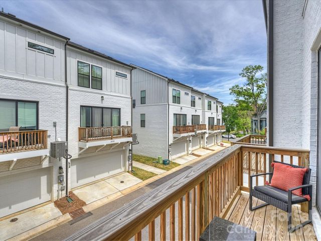 2405 Magnolia Blossom Way, Charlotte, NC 28211