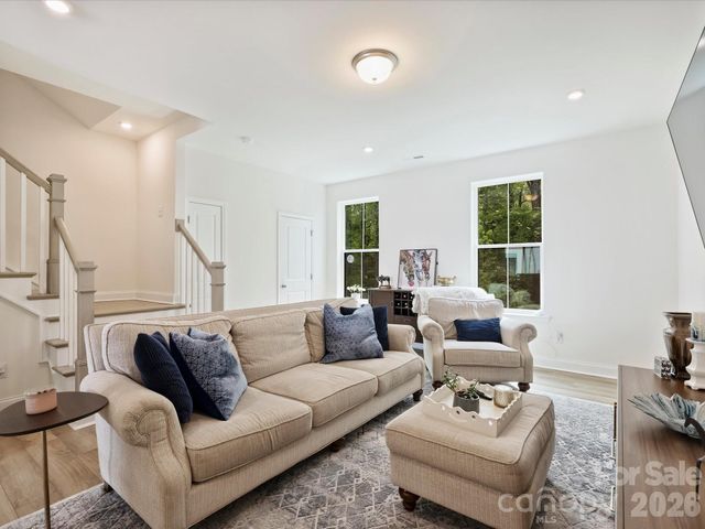 2405 Magnolia Blossom Way, Charlotte, NC 28211