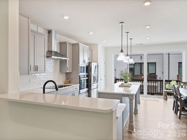 2405 Magnolia Blossom Way, Charlotte, NC 28211