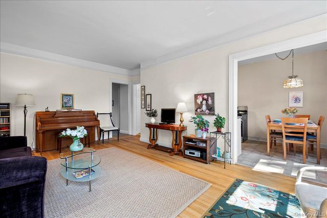 445 Gramatan Avenue HB2, Mount Vernon, NY 10552