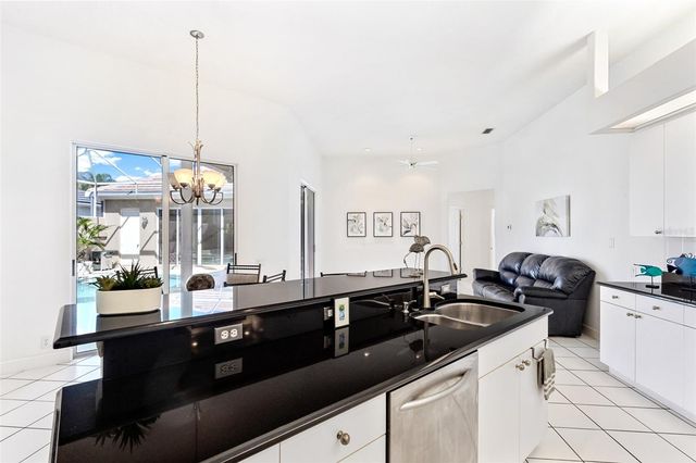 8732 54TH AVENUE E, Bradenton, FL 34211