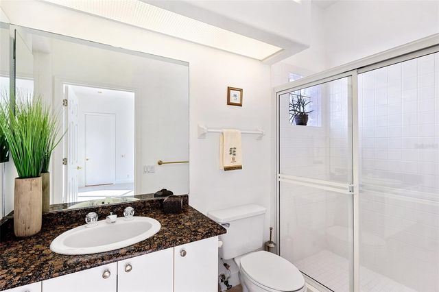 8732 54TH AVENUE E, Bradenton, FL 34211