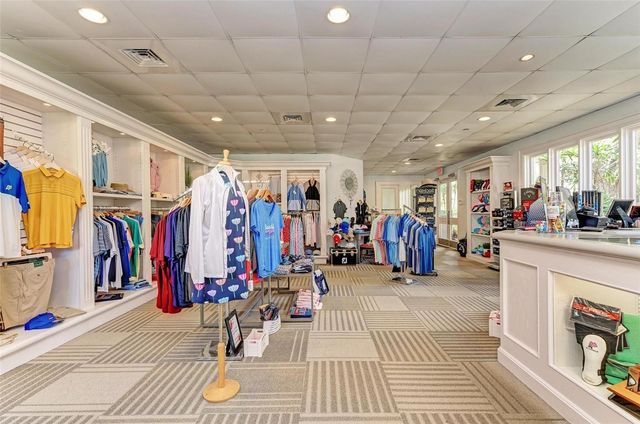 8732 54TH AVENUE E, Bradenton, FL 34211