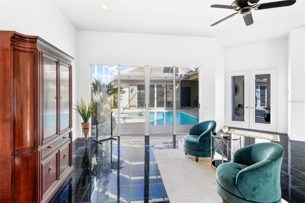 Image 21 of property listing at 8732 54TH AVENUE E, Bradenton, FL 34211