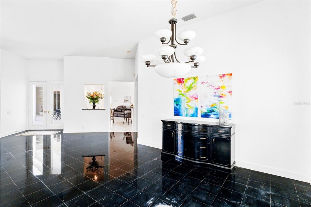 Image 25 of property listing at 8732 54TH AVENUE E, Bradenton, FL 34211