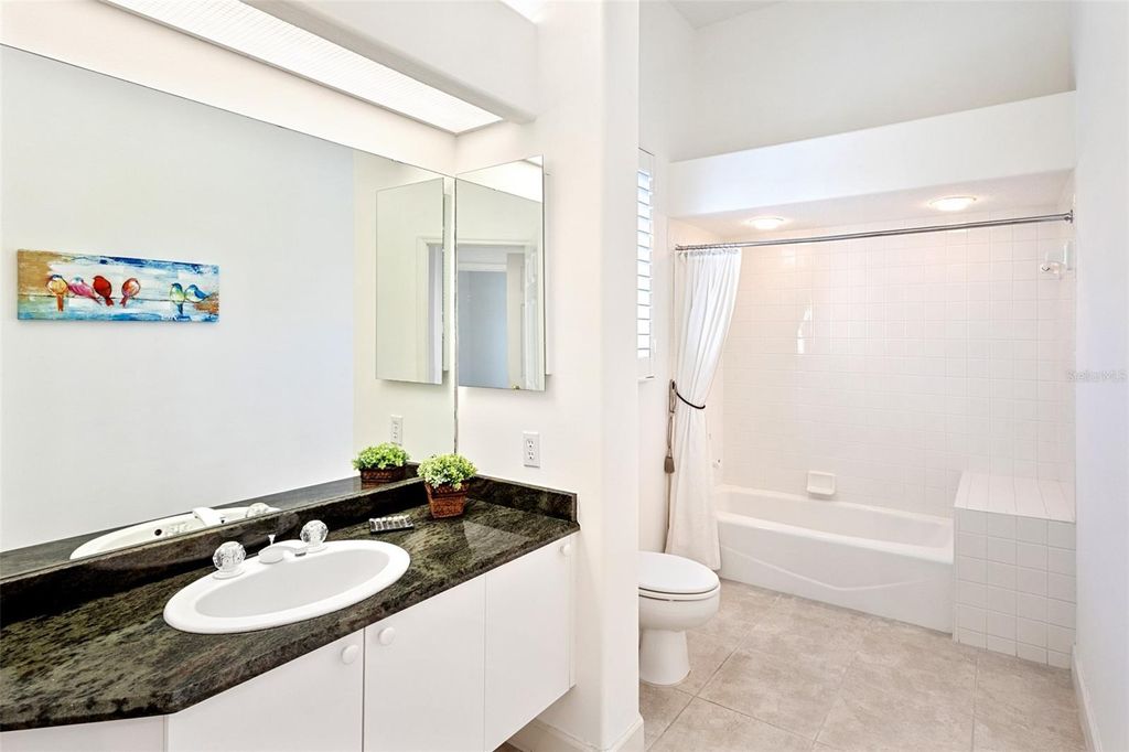 Image 42 of property listing at 8732 54TH AVENUE E, Bradenton, FL 34211