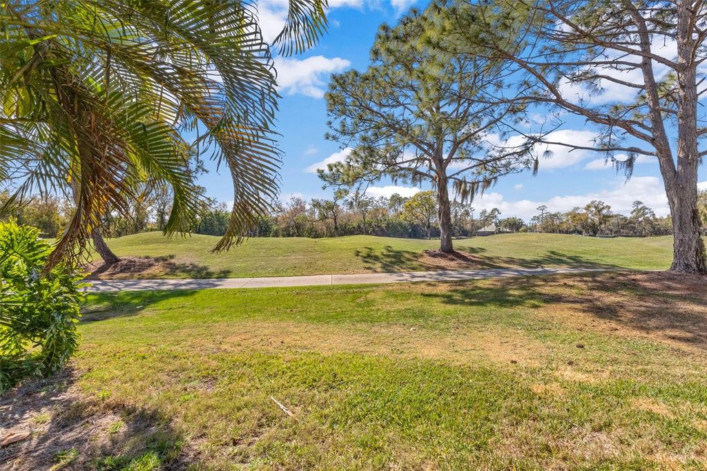 Image 52 of property listing at 8732 54TH AVENUE E, Bradenton, FL 34211