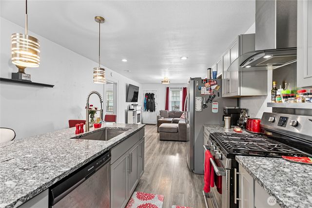 1404 S 2nd Street, Mount Vernon, WA 98273