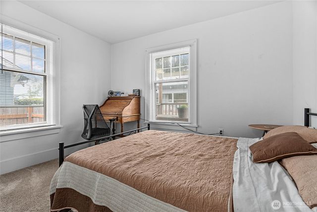 1404 S 2nd Street, Mount Vernon, WA 98273