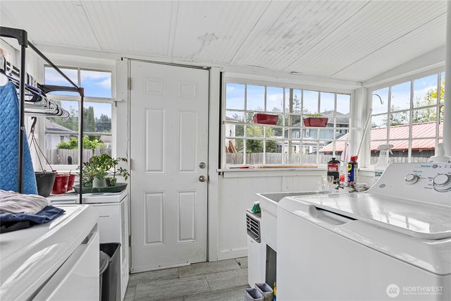 1404 S 2nd Street, Mount Vernon, WA 98273