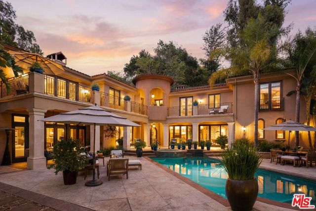 2700 Benedict Canyon Drive, Beverly Hills, CA 90210