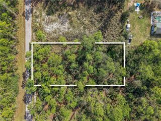 2017 Grant AVE, Alva, FL 33920