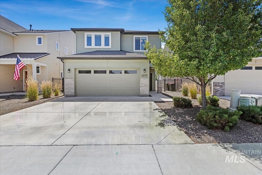 2277 E Kamay Dr, Meridian, ID 83646