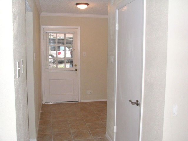 8277 Kingsbrook Road 153, Houston, TX 77024