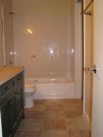 8277 Kingsbrook Road 153, Houston, TX 77024