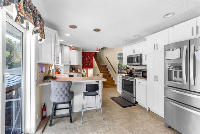 173 Colonial Dr, Ludlow, MA 01056