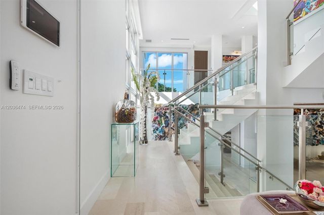 470 S Shore Dr, Miami Beach, FL 33141