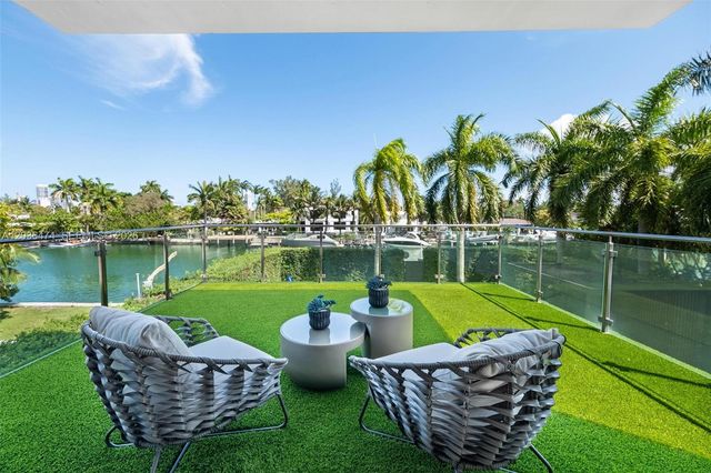 470 S Shore Dr, Miami Beach, FL 33141