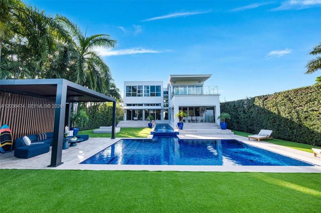 470 S Shore Dr, Miami Beach, FL 33141