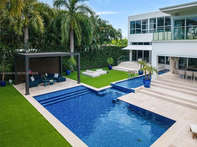 470 S Shore Dr, Miami Beach, FL 33141
