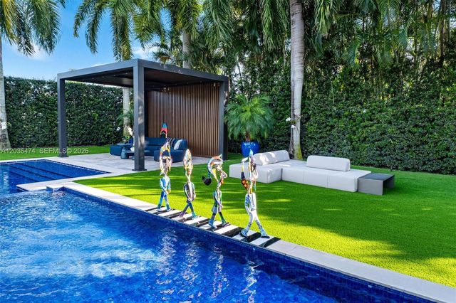 470 S Shore Dr, Miami Beach, FL 33141
