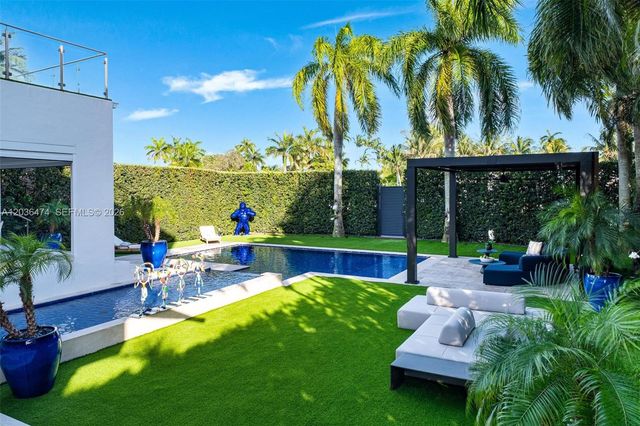 470 S Shore Dr, Miami Beach, FL 33141
