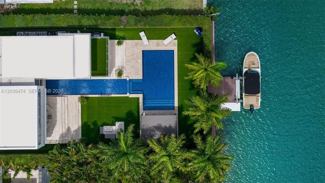 470 S Shore Dr, Miami Beach, FL 33141