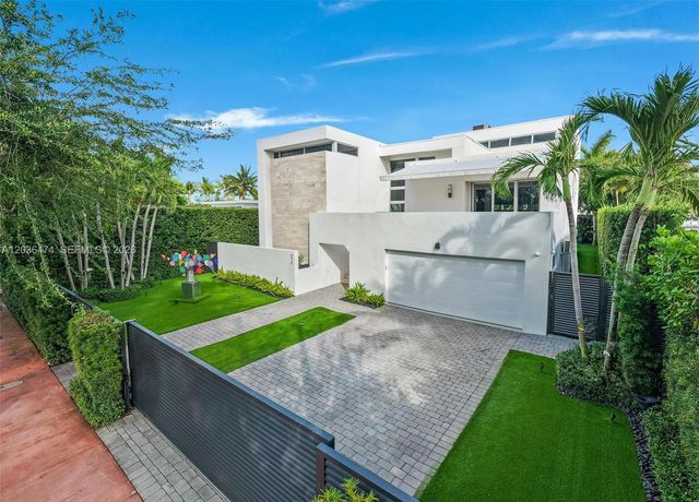 470 S Shore Dr, Miami Beach, FL 33141