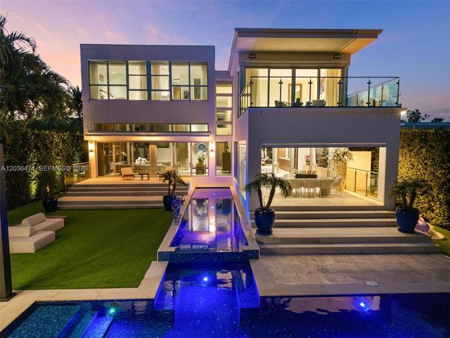 470 S Shore Dr, Miami Beach, FL 33141